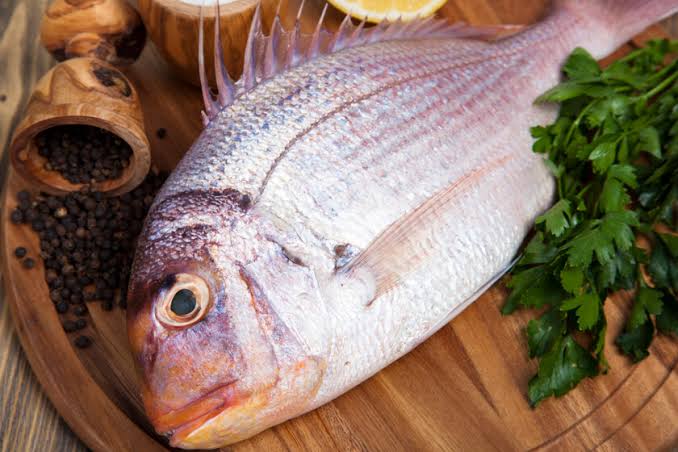 Pargo (pescado entero eviserado especial) paquete 2,0 - 3,0 Kg